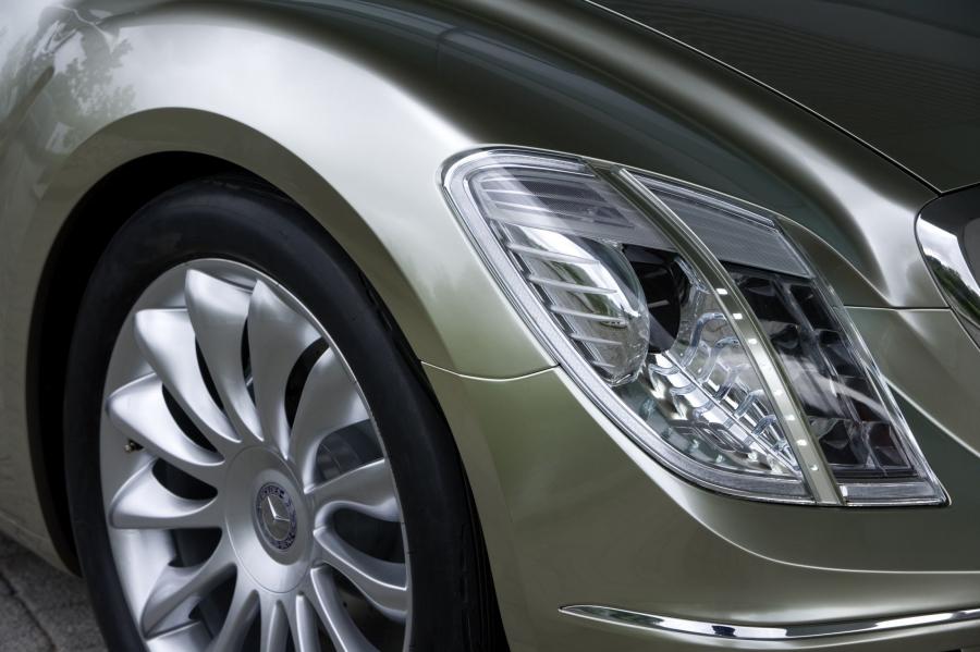  Mercedes-Benz F700 Concept 2007 года  (фото 17 из 41)
